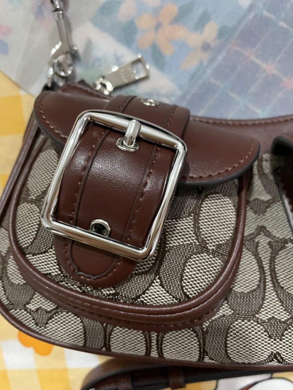 Coach Signature Double-Buckle Bag (Underarm/Crossbody) - Picture 2 of 12